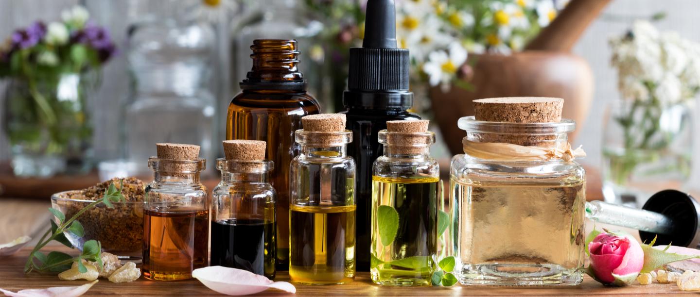 Turn On The Zen: Relaxing Essential Oil Combos That Will Turn Your Home Into A Spa