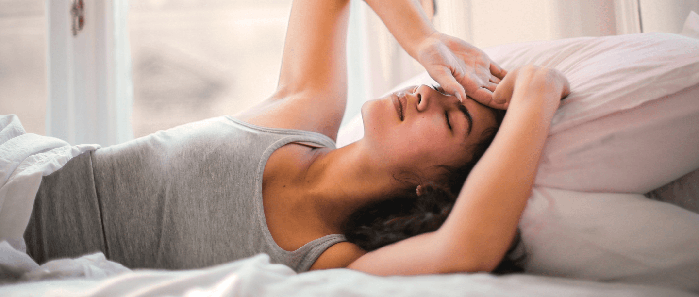 4 Reasons Why Sleeping With Wet Hair Is Actually A Really Bad Idea