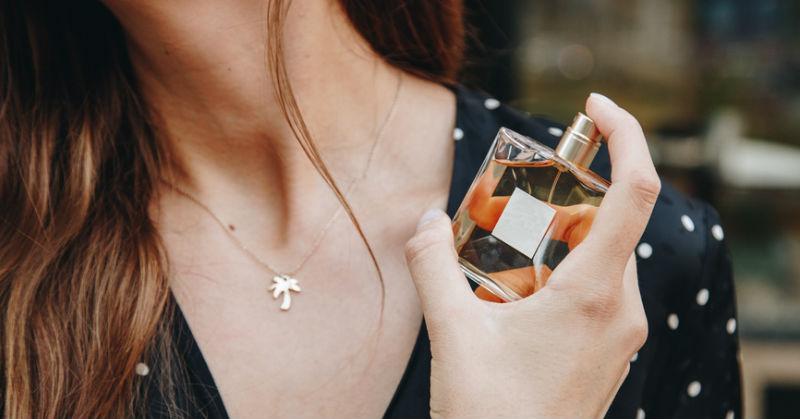 Shopping 101: The Right Way To Buy The Best Perfume For You!