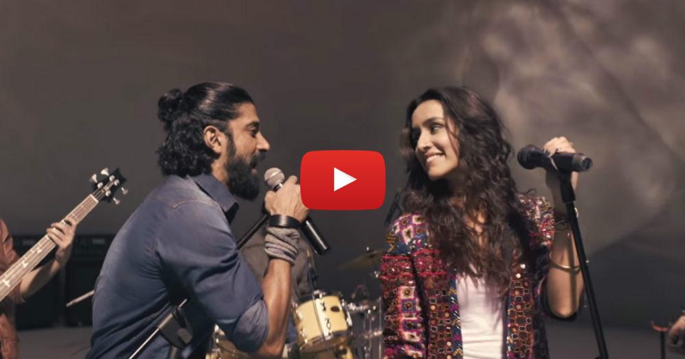 Farhan &amp; Shraddha Sing &#8216;Rock On&#8217; Together &amp; It&#8217;s AWESOME!