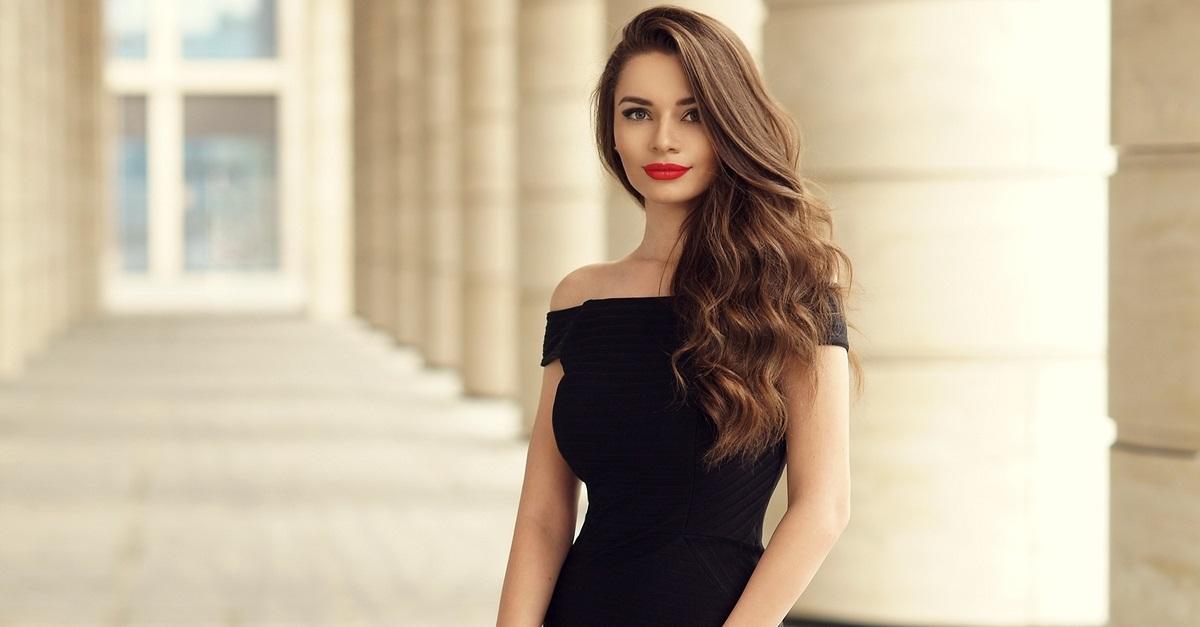25 Best Black Dresses That You Can Get Under 1000!
