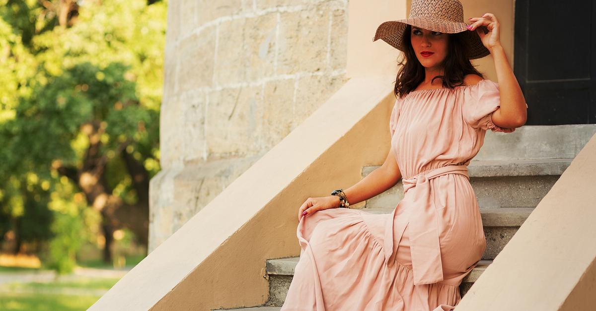 The Short Girl&#8217;s Guide To Looking Amazing In A Maxi Dress!