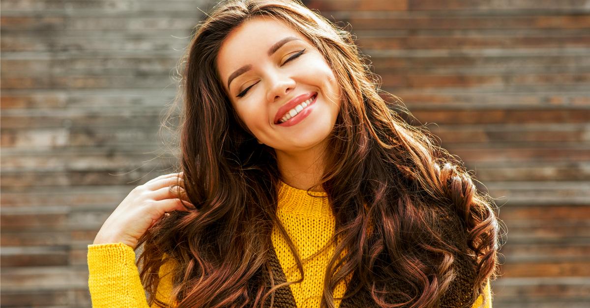 15 Non-Sticky Hair Oils To Use *After* Washing Your Hair!