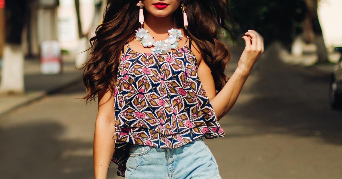 15 Oh-So-Stylish Tops To Make You *Shine* At Any Party!