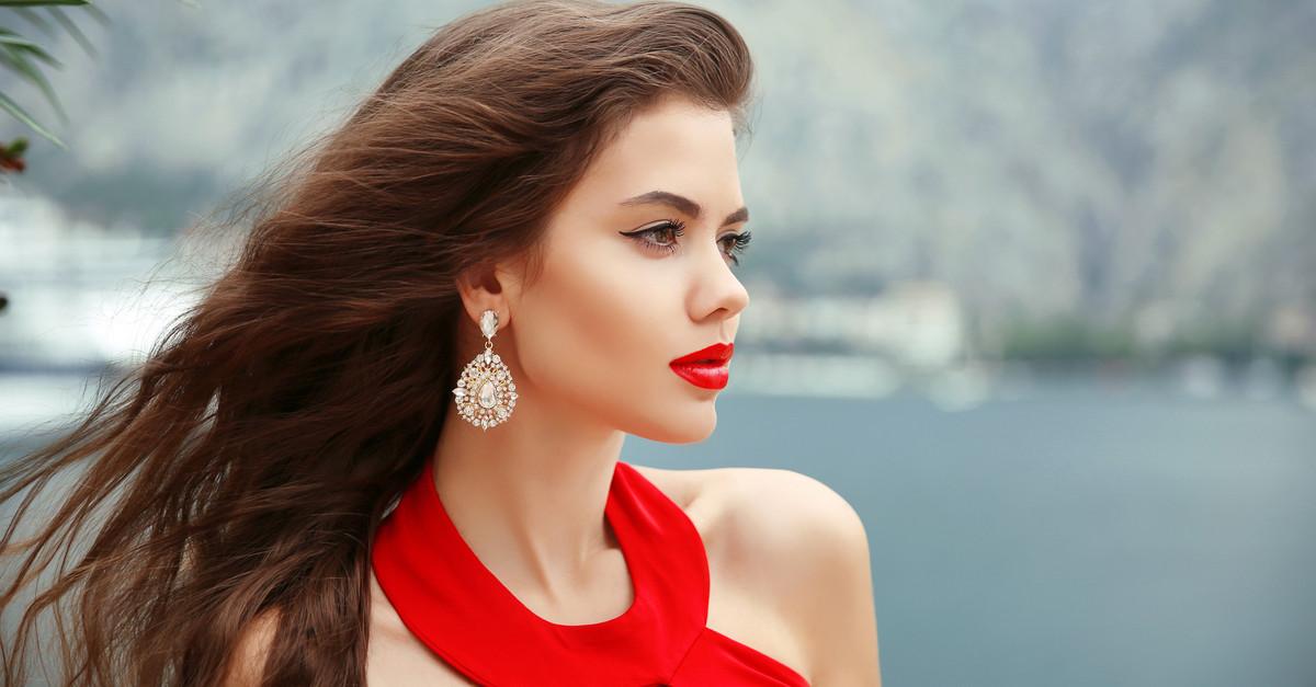 7 Beautiful Earrings You Won’t Be Able To Resist (Under Rs 500)