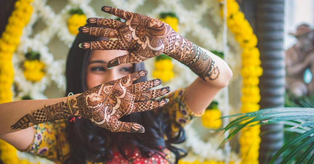 A Bridal Mehendi That Tells Your Love Story… This Is SO Awesome!