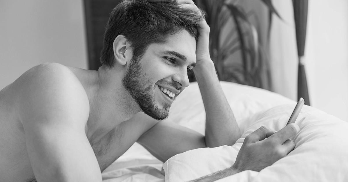 #HeSays: What Your Guy Thinks When You Send Him A *Nude* Pic!