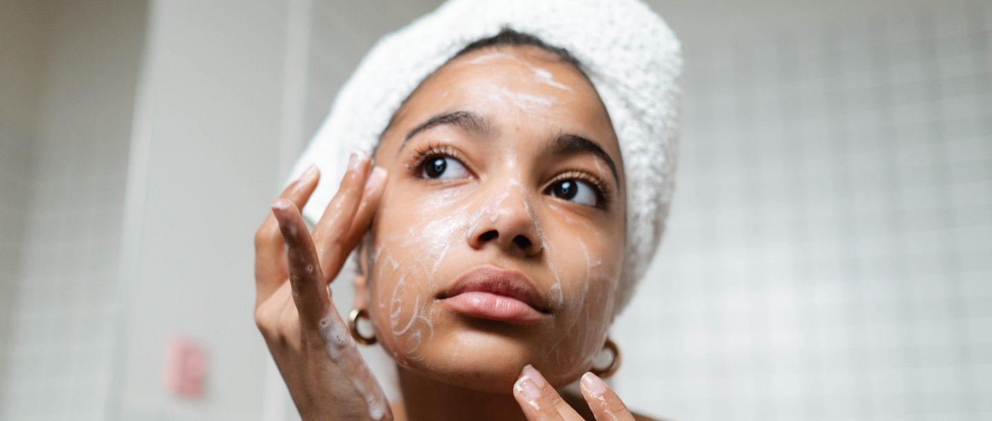 Face Washes For Combination Skin That Work Wonders