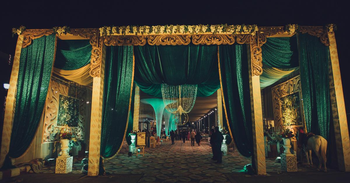6 Pretty Ways To Decorate The Entrance Of Your Shaadi Venue!