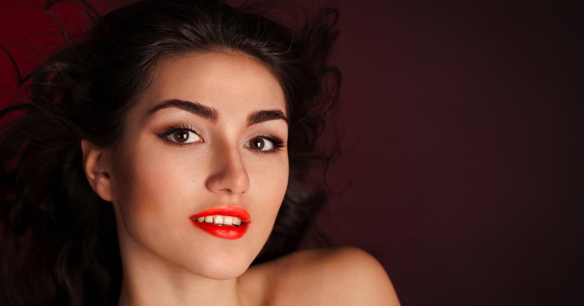 #OnFleek: 8 Easy Ways To Get Thick, Bold Brows!