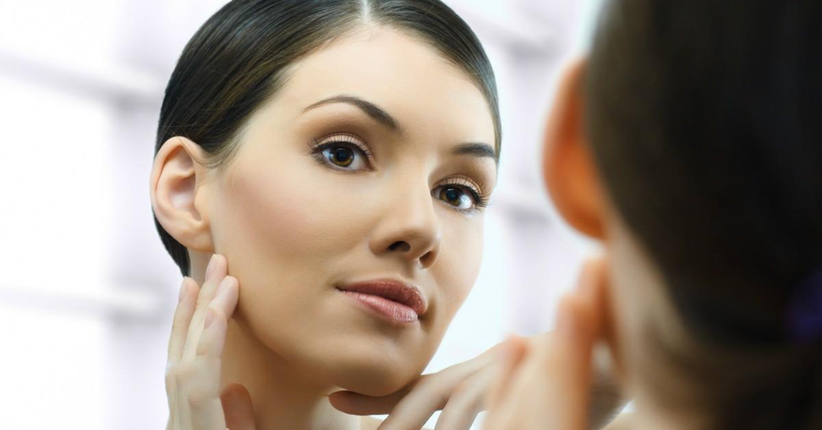 Worried About Whiteheads? Here&#8217;s How To Get Rid Of Them!