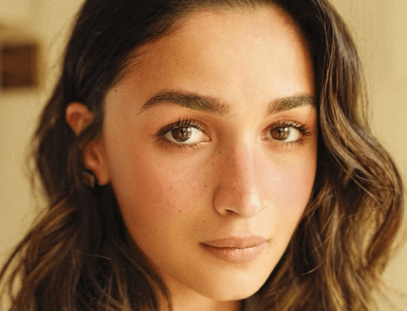 Alia Bhatt’s Faux Freckles Are All The Rage &amp; They’re Surprisingly Easy To Recreate